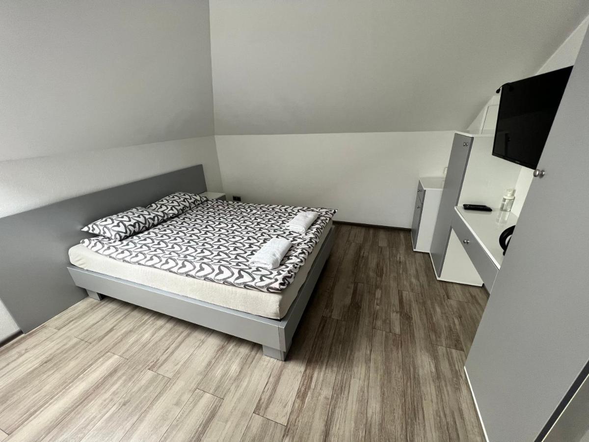 Hotel Rybaczowka Golub-Dobrzyń Esterno foto