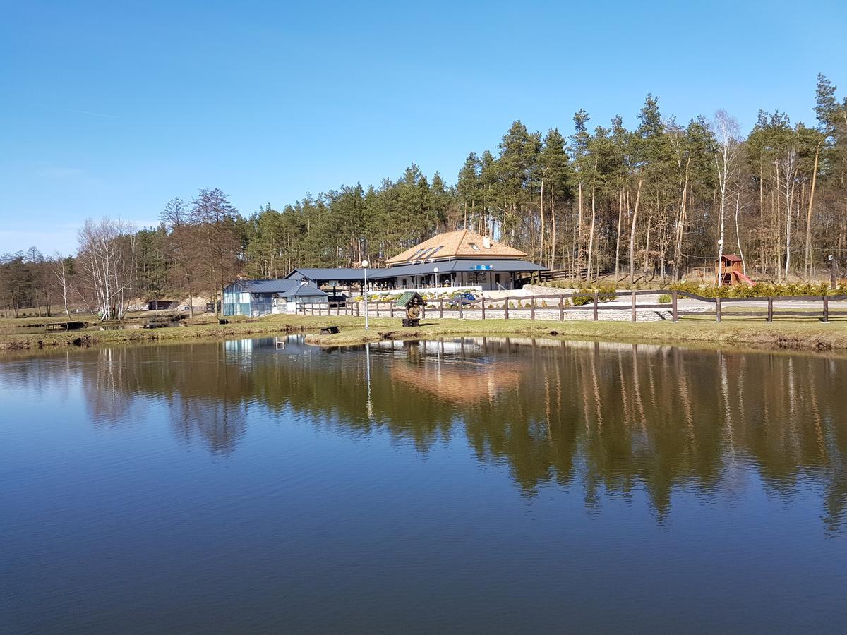 Hotel Rybaczowka Golub-Dobrzyń Esterno foto